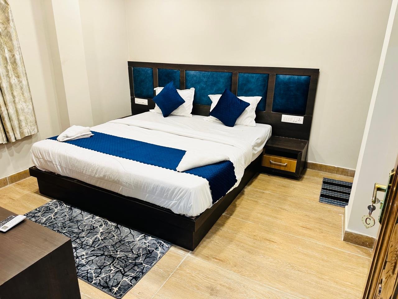 Hotel Keerti Radisson