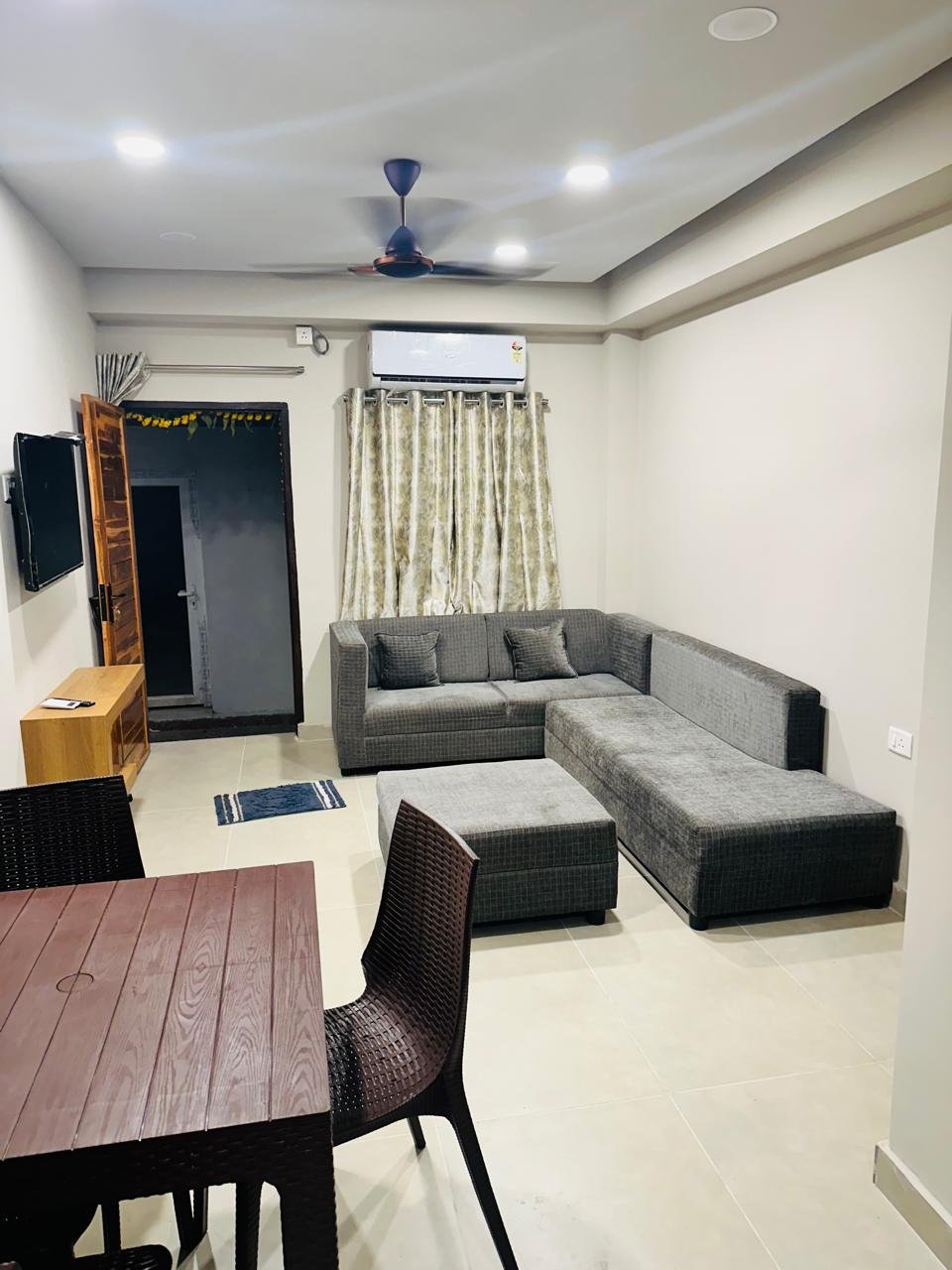 Hotel Keerti Radisson